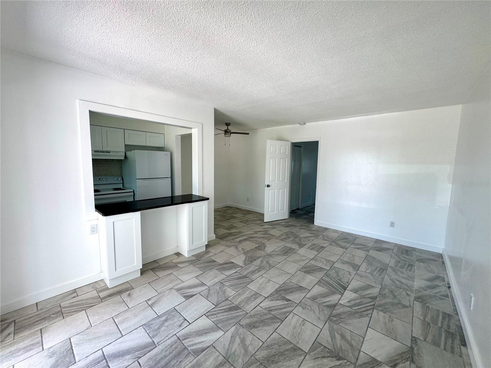 Image 19 of 54 For 11225 1st Street E
