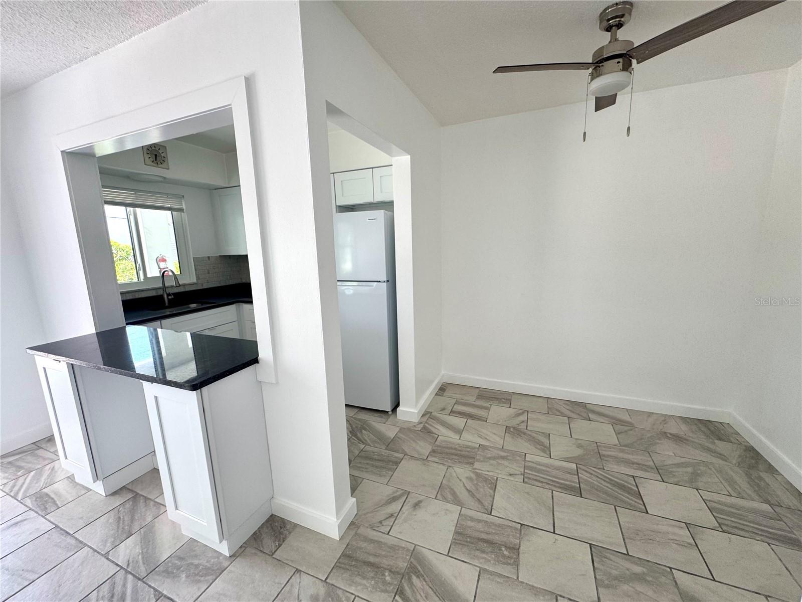 Image 21 of 54 For 11225 1st Street E
