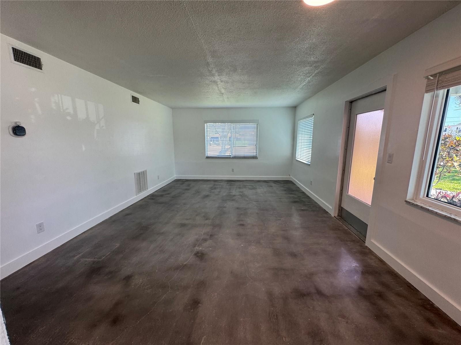 Image 39 of 54 For 11225 1st Street E
