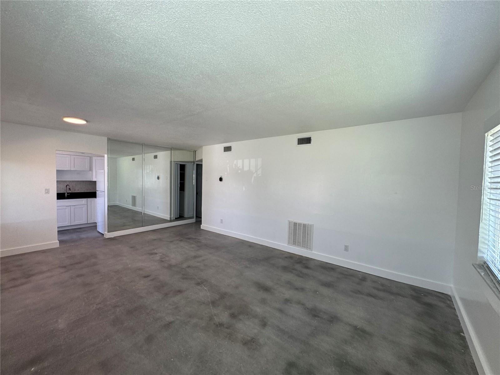 Image 40 of 54 For 11225 1st Street E