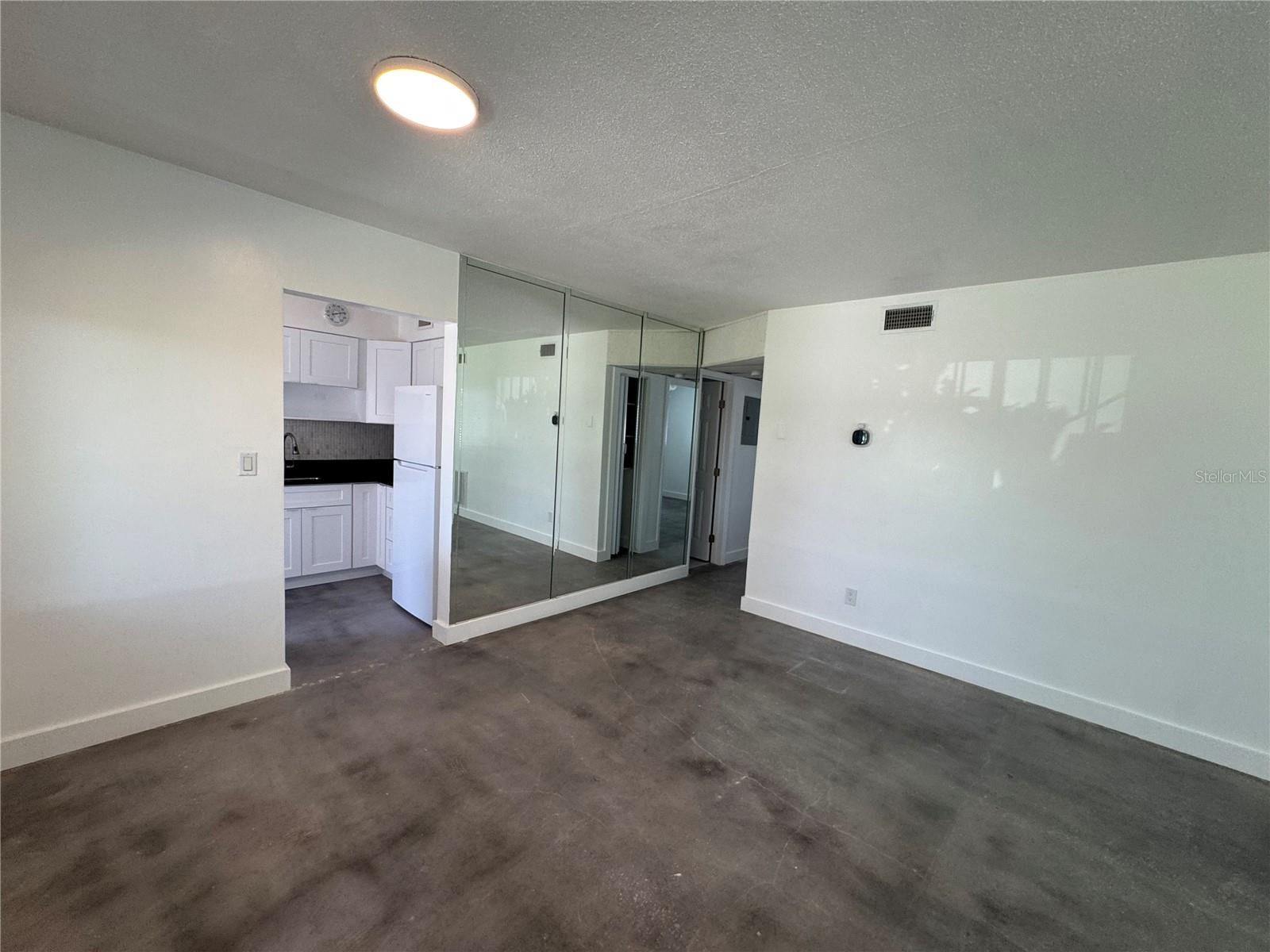 Image 42 of 54 For 11225 1st Street E