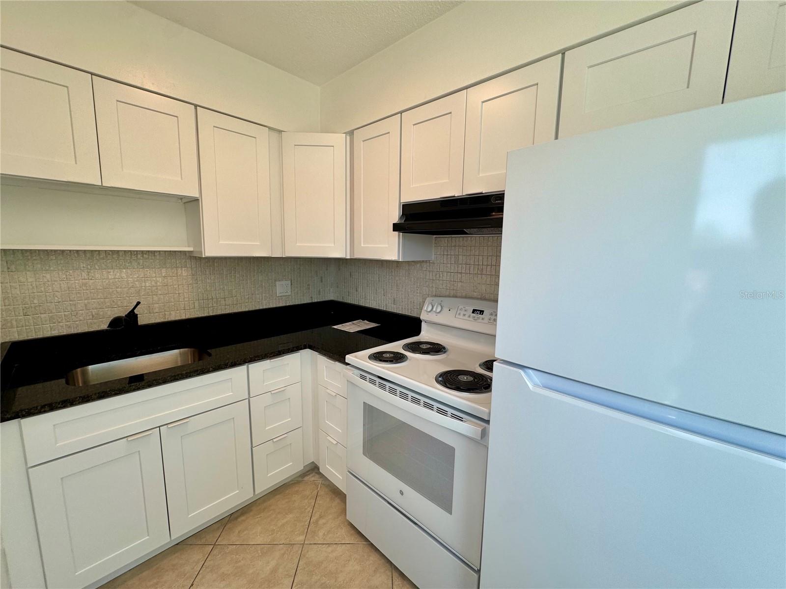 Image 6 of 54 For 11225 1st Street E