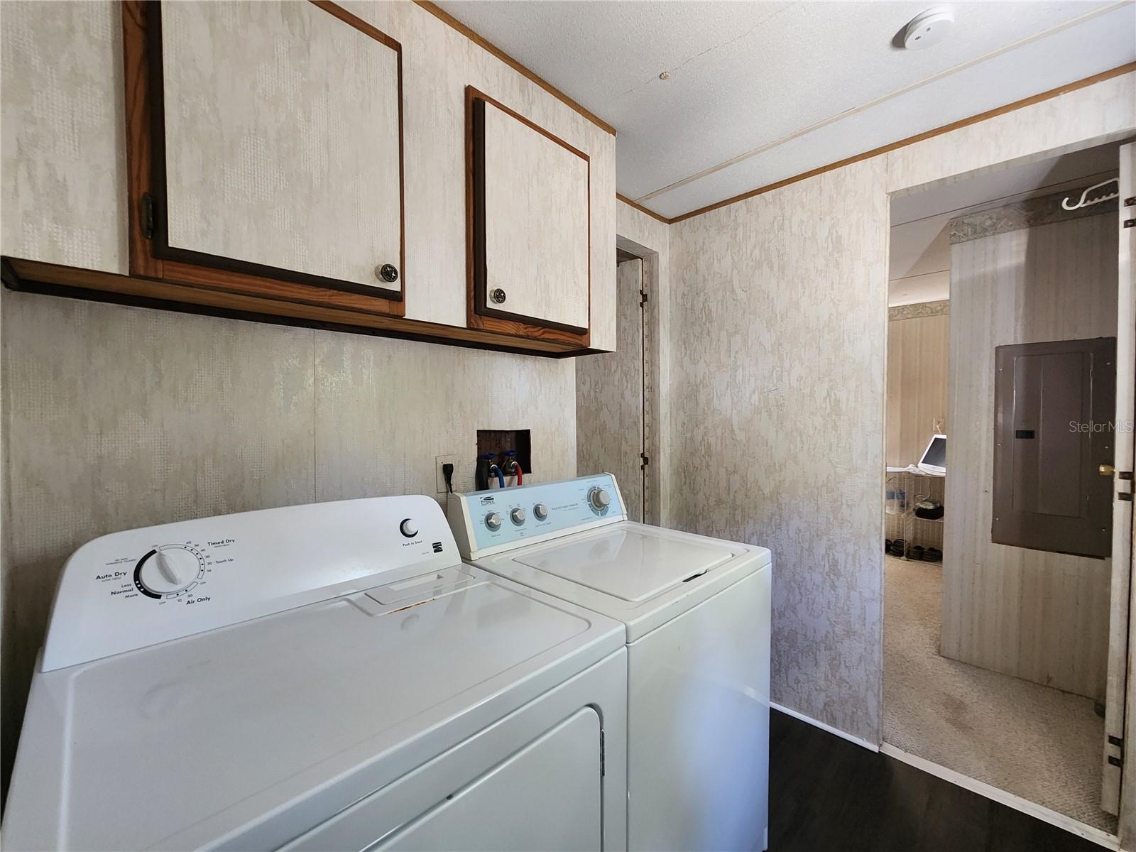 Image 11 of 28 For 4105 Wedgemere Drive