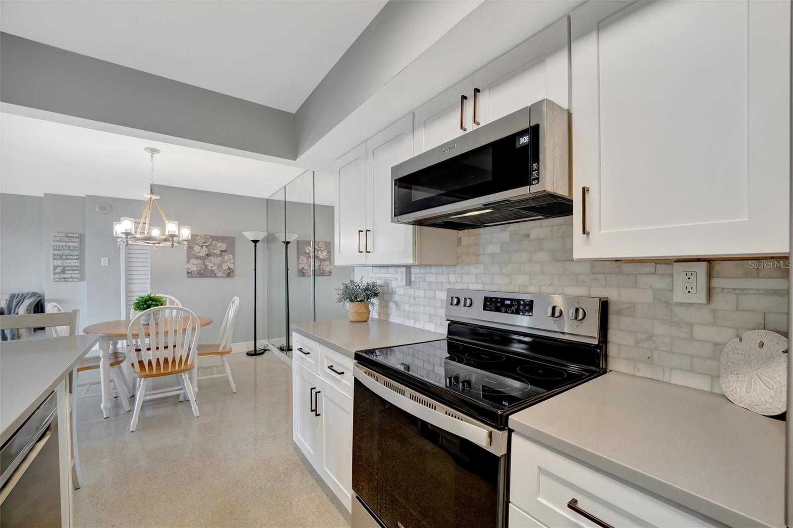 Image 12 of 49 For 10355 Paradise Boulevard 413