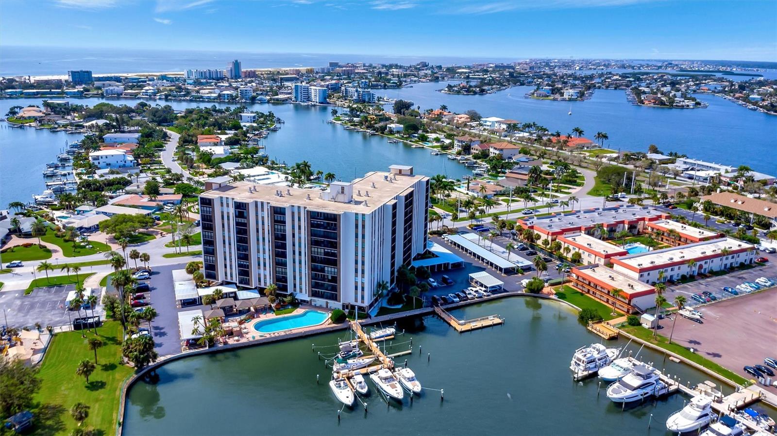 Image 2 of 49 For 10355 Paradise Boulevard 413