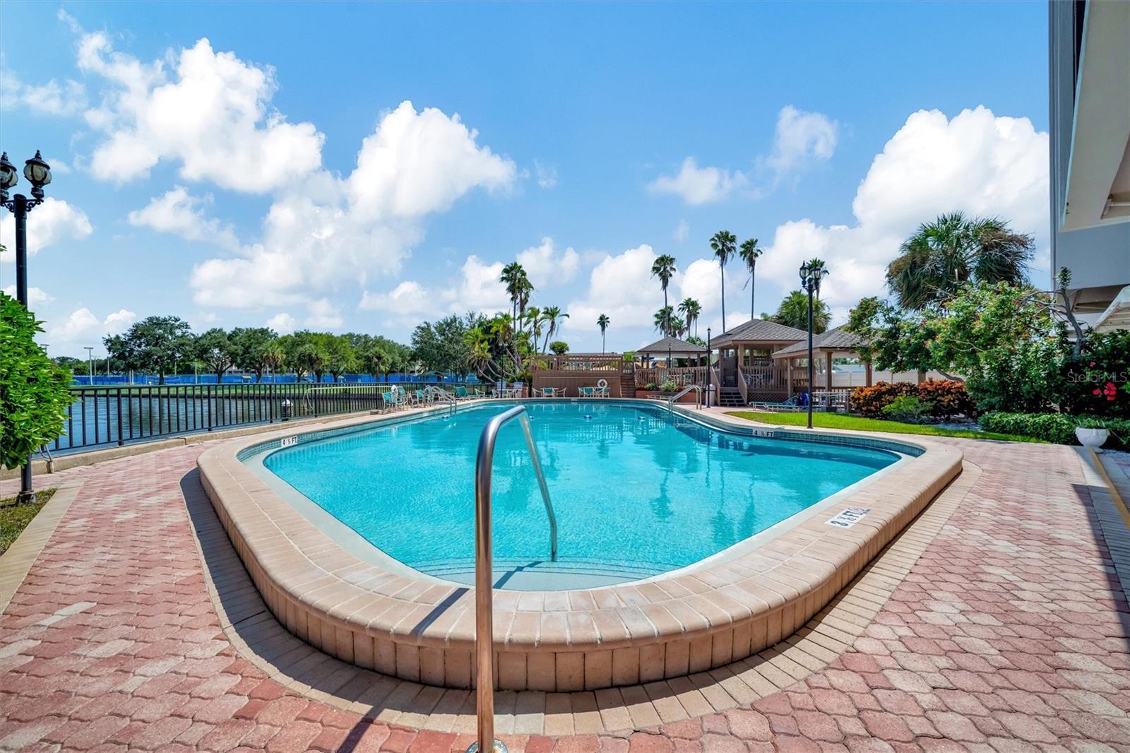 Image 30 of 49 For 10355 Paradise Boulevard 413