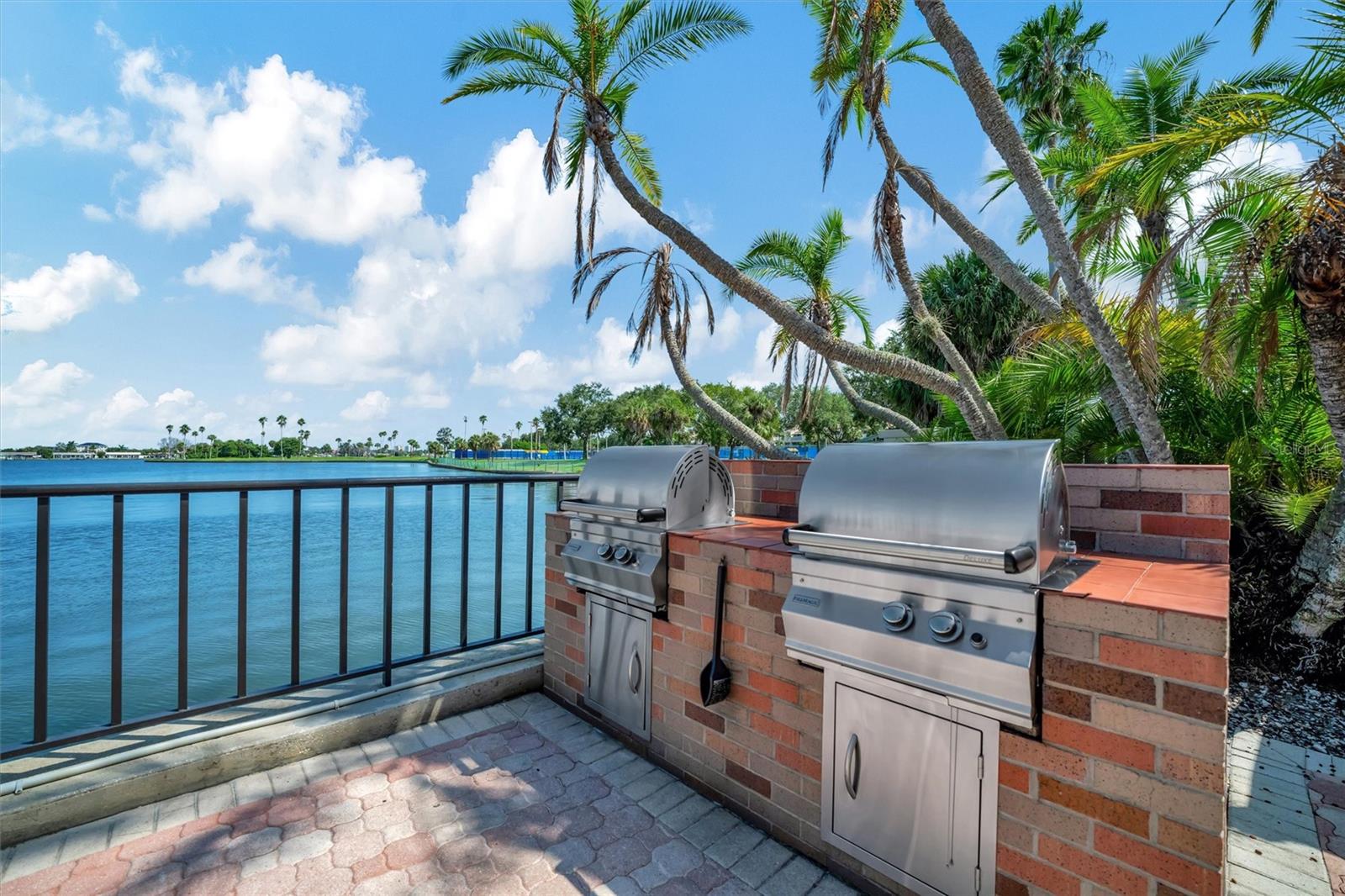 Image 35 of 49 For 10355 Paradise Boulevard 413