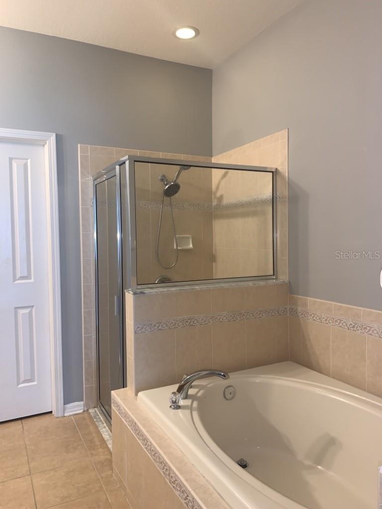 Image 11 of 15 For 3648 Simonton Court