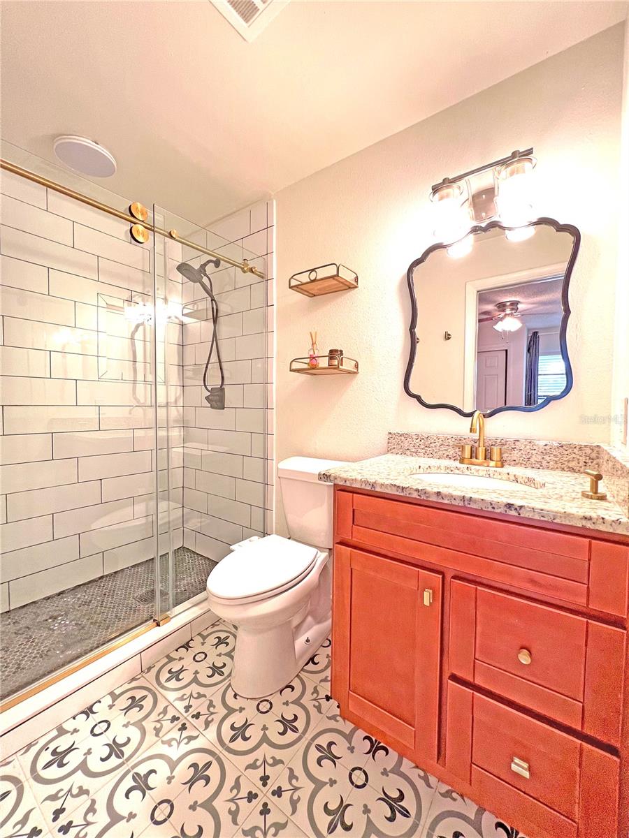 Image 8 of 13 For 5310 Quincy Street