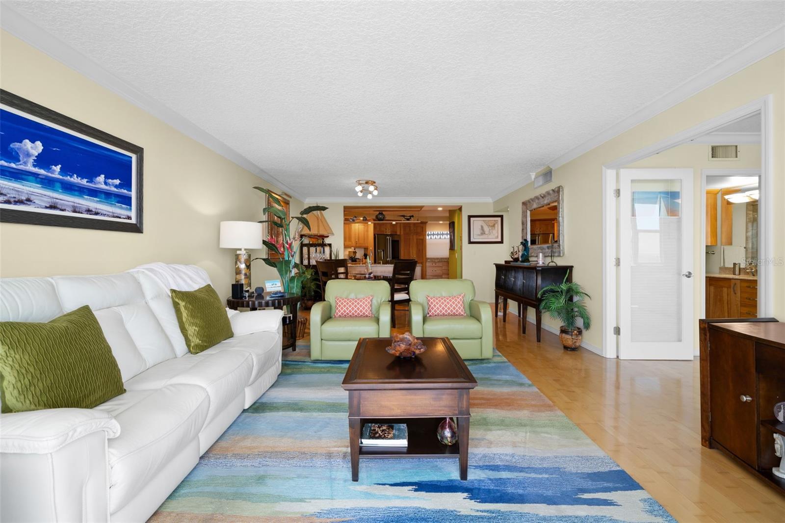 Image 11 of 36 For 700 Beach Drive Ne 803