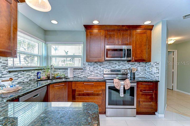 Image 17 of 32 For 6191 Bahia Del Mar Boulevard 205