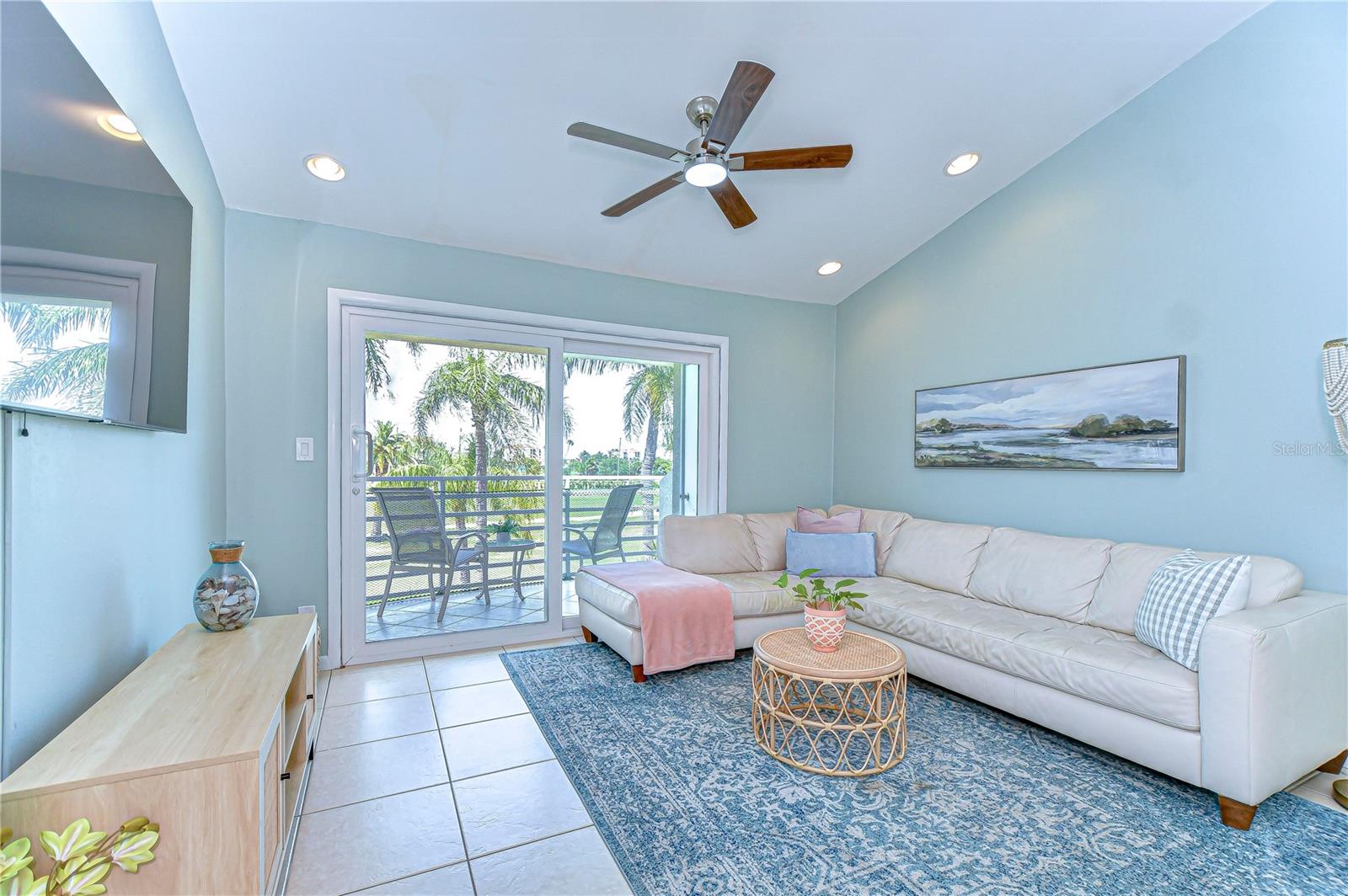 Image 25 of 32 For 6191 Bahia Del Mar Boulevard 205