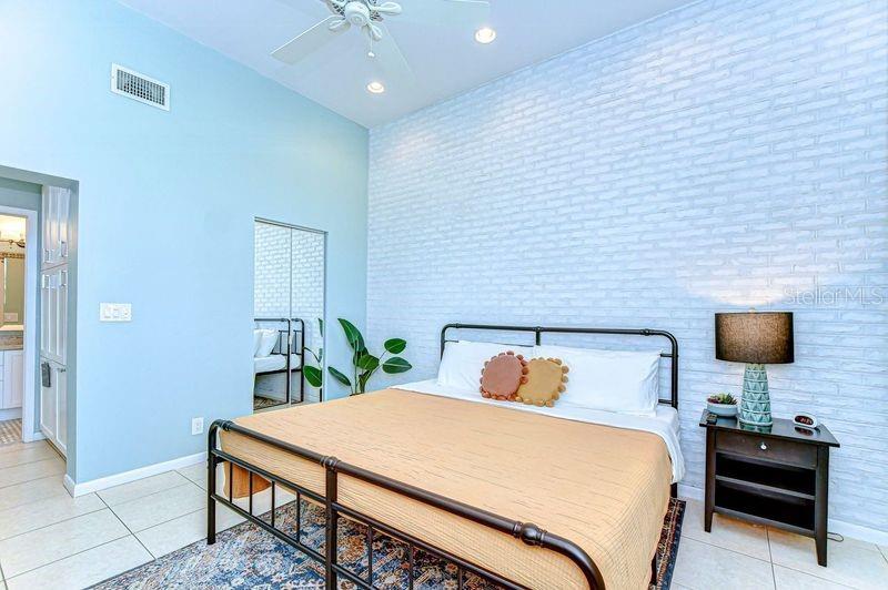 Image 27 of 32 For 6191 Bahia Del Mar Boulevard 205