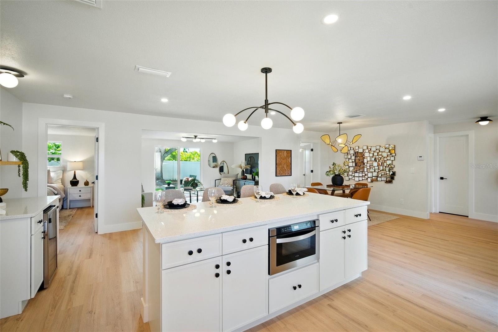 Image 14 of 33 For 5647 110th Way