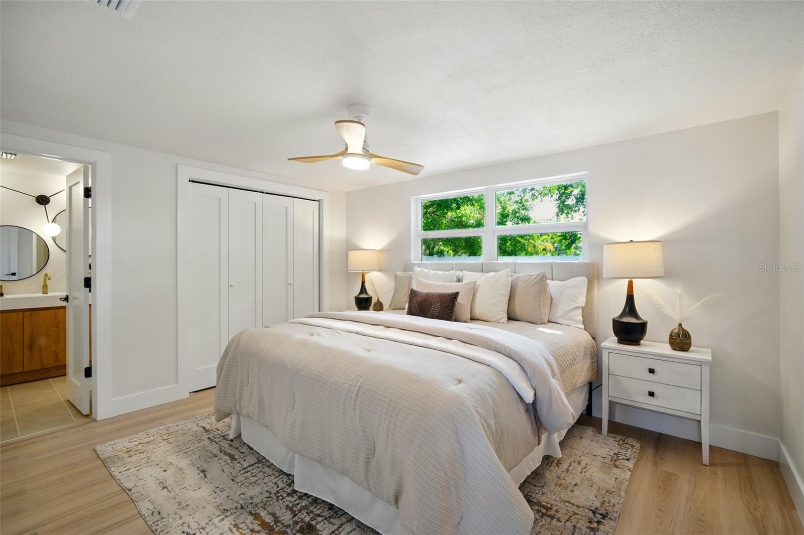 Image 17 of 33 For 5647 110th Way
