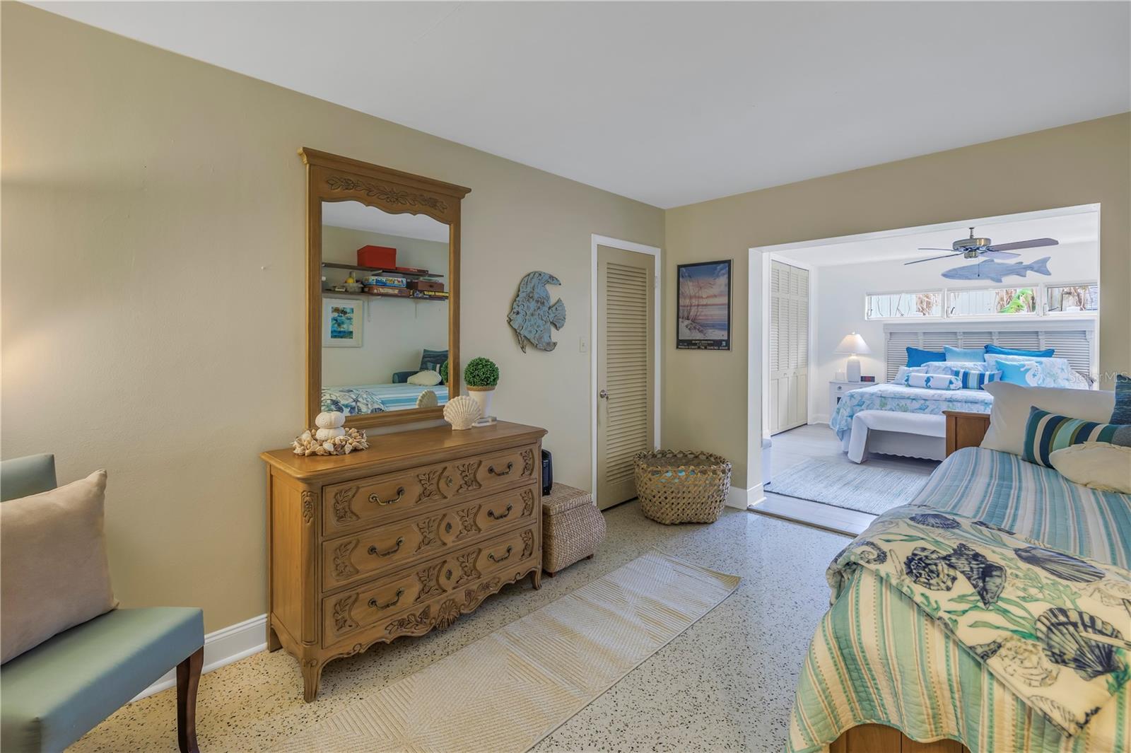 Image 31 of 52 For 721 Eldorado Avenue