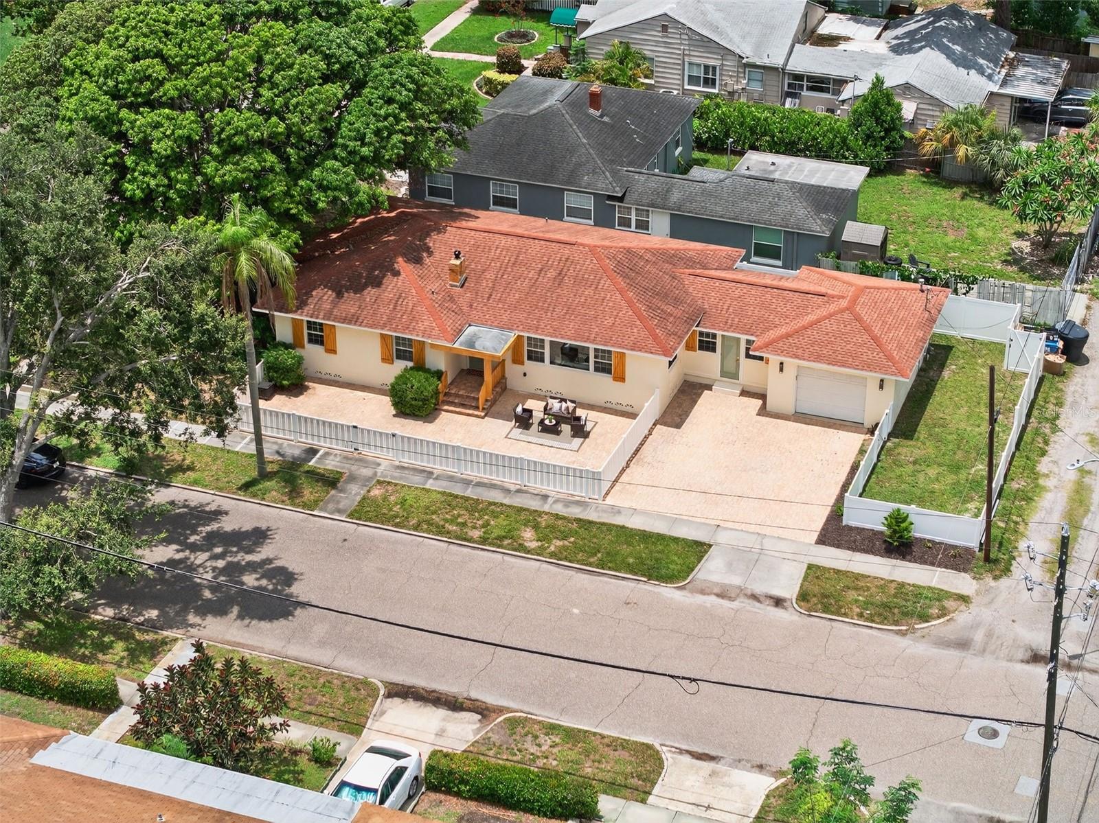 Image 10 of 76 For 600 30th Street N