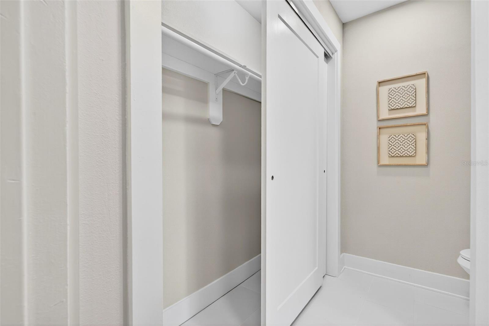 Image 48 of 76 For 600 30th Street N