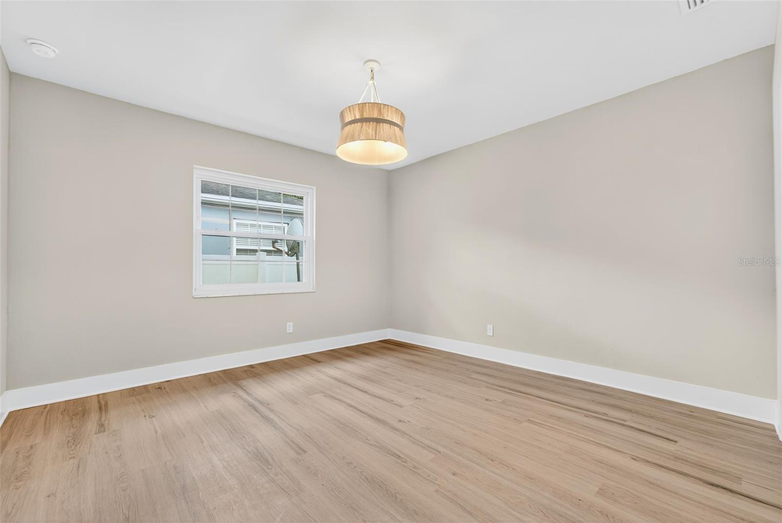 Image 55 of 76 For 600 30th Street N