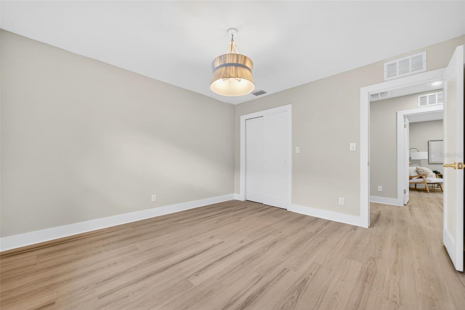 Image 57 of 76 For 600 30th Street N