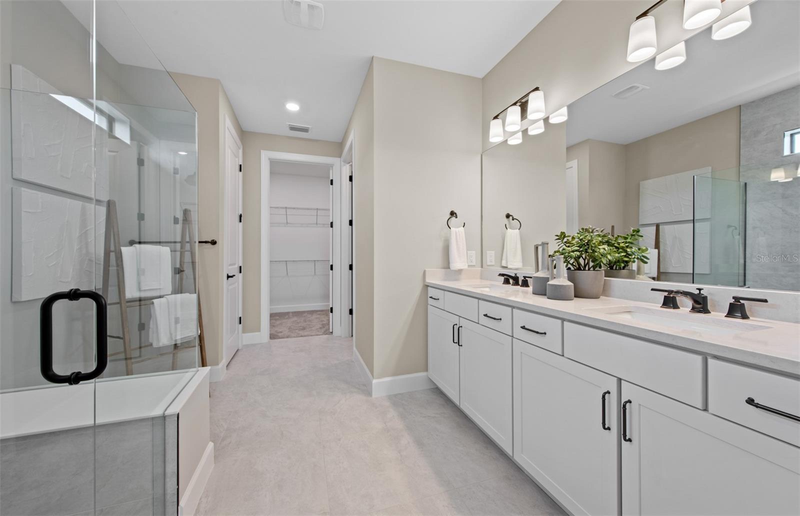 Image 21 of 63 For 16419 Sapphire Point Drive
