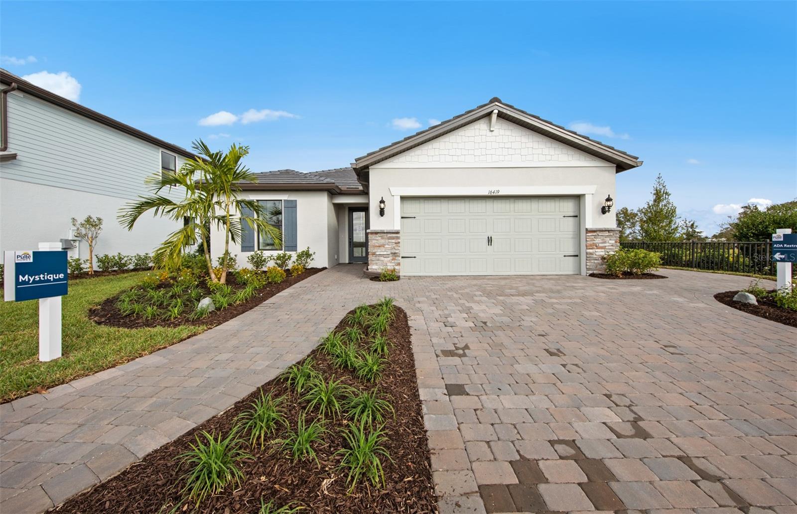 Image 4 of 63 For 16419 Sapphire Point Drive