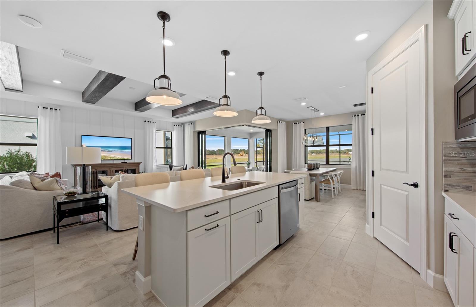 Image 9 of 63 For 16419 Sapphire Point Drive