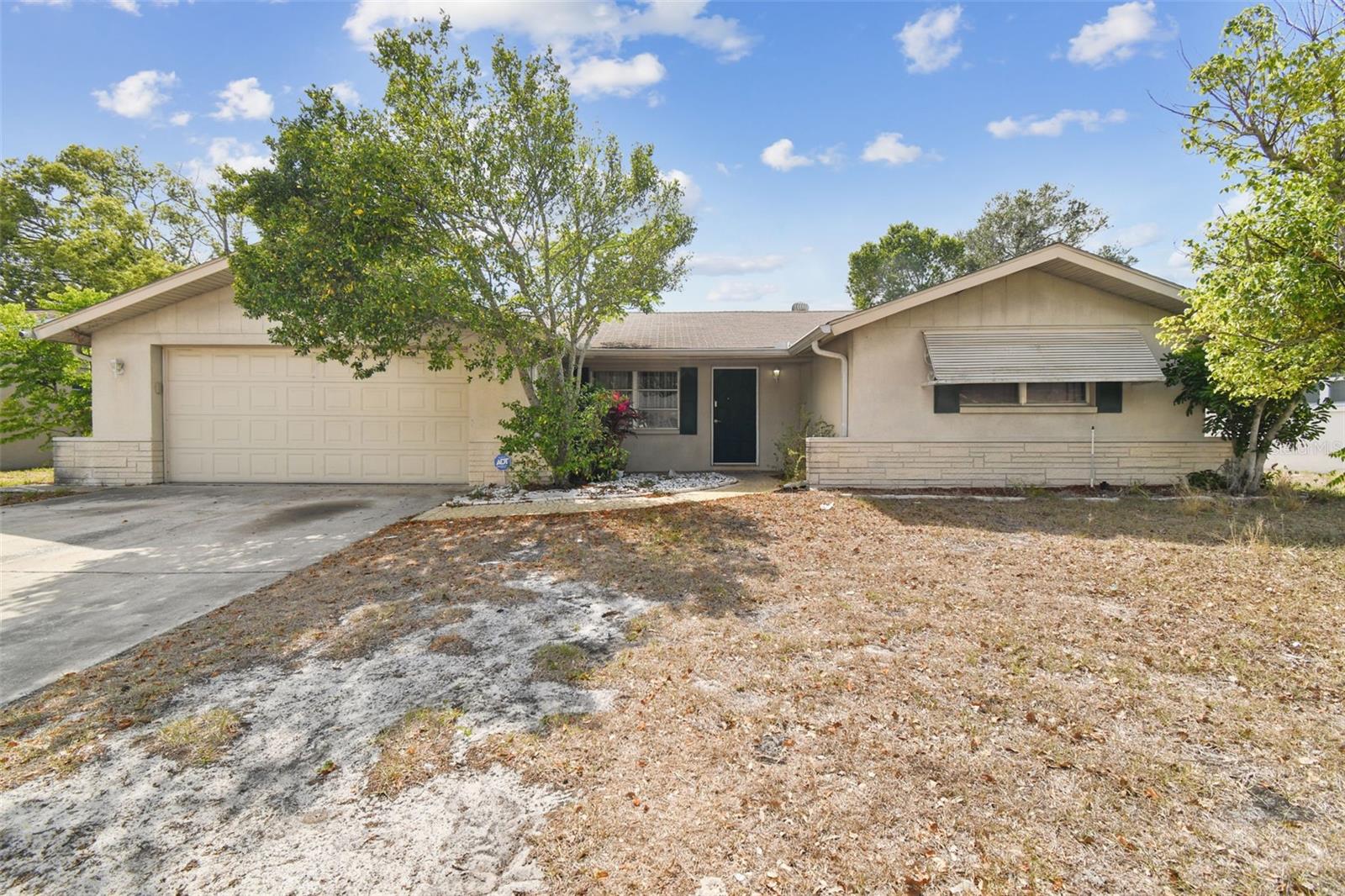 Image 3 of 43 For 8907 Pandora Lane