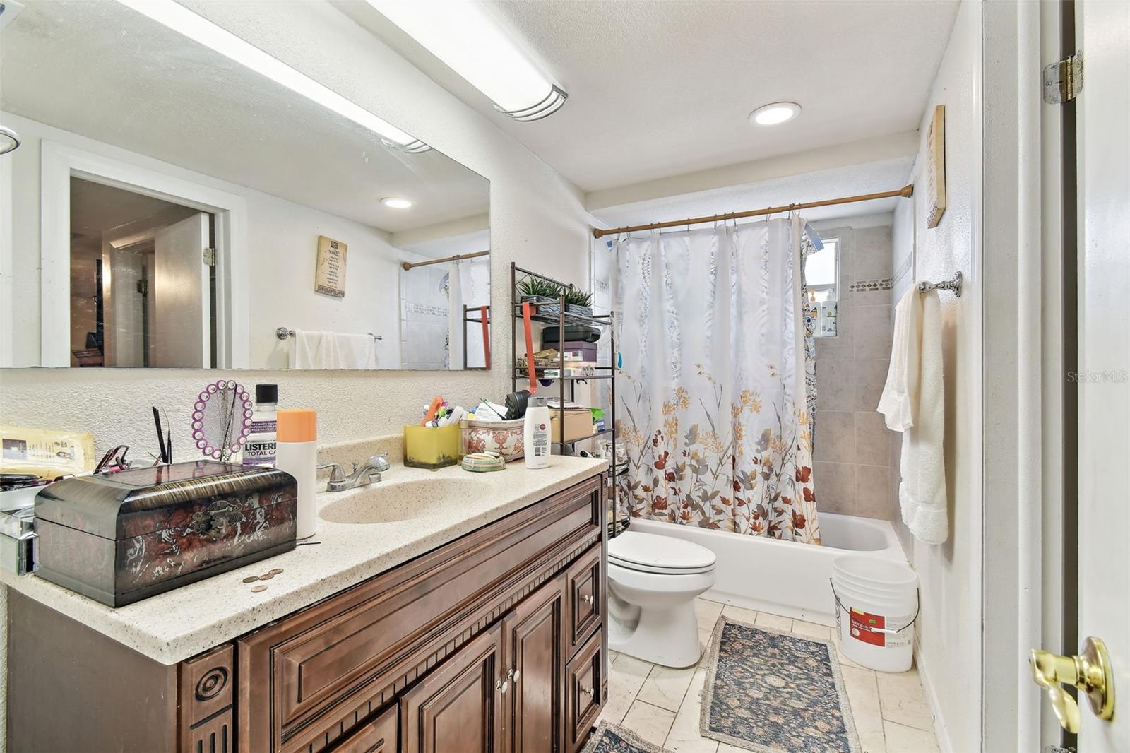 Image 9 of 43 For 8907 Pandora Lane
