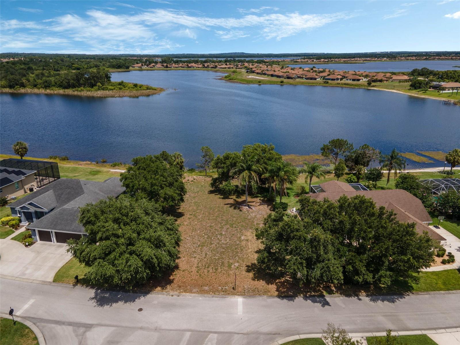 Details for 634 Hart Lake Drive, WINTER HAVEN, FL 33884