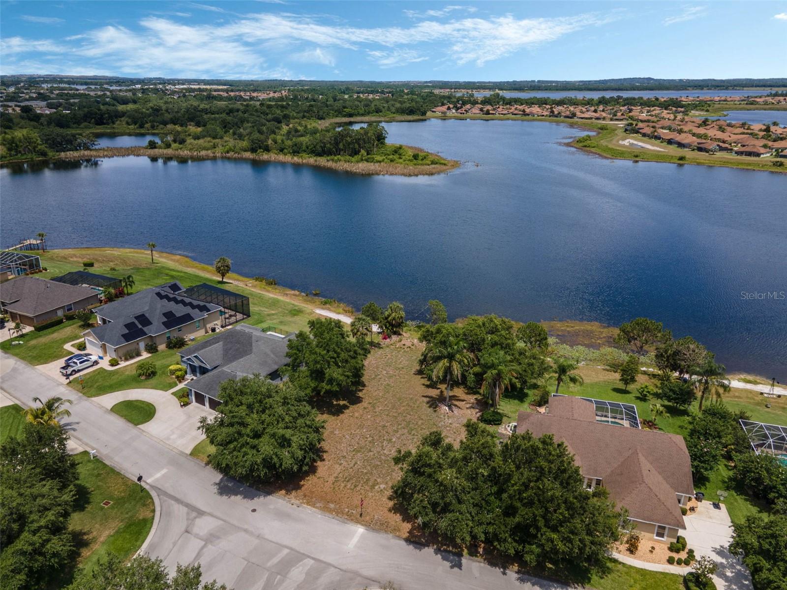 Image 19 of 28 For 634 Hart Lake Drive
