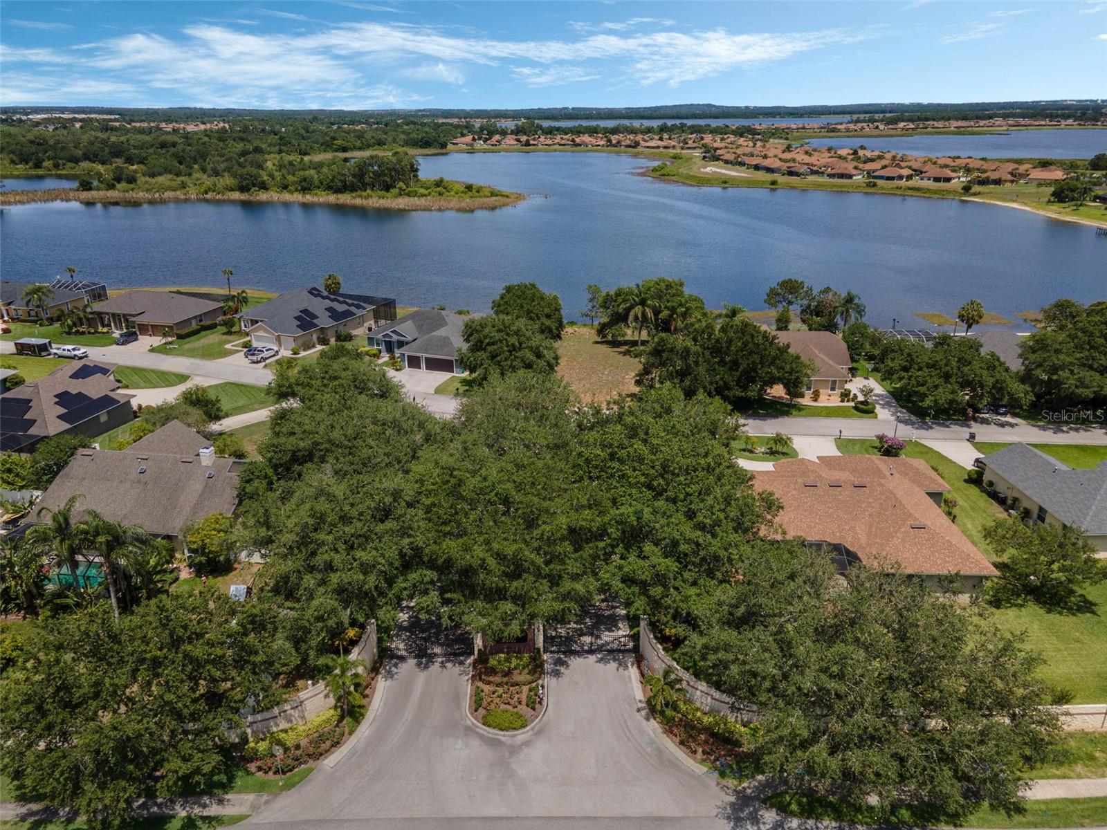 Image 20 of 28 For 634 Hart Lake Drive