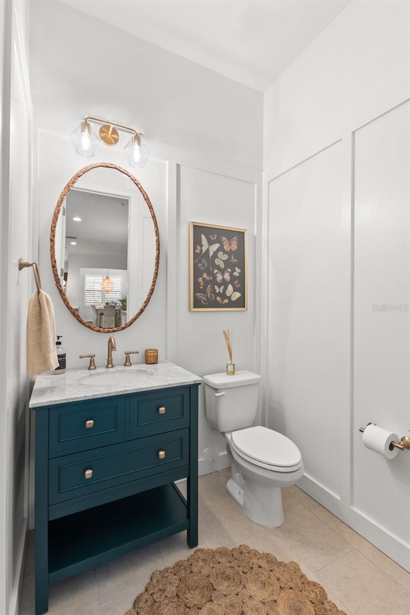 Image 17 of 43 For 214 Audubon Avenue