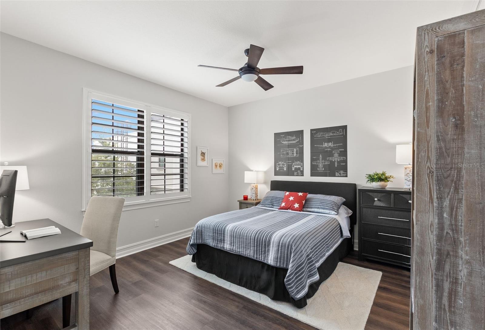 Image 30 of 43 For 214 Audubon Avenue