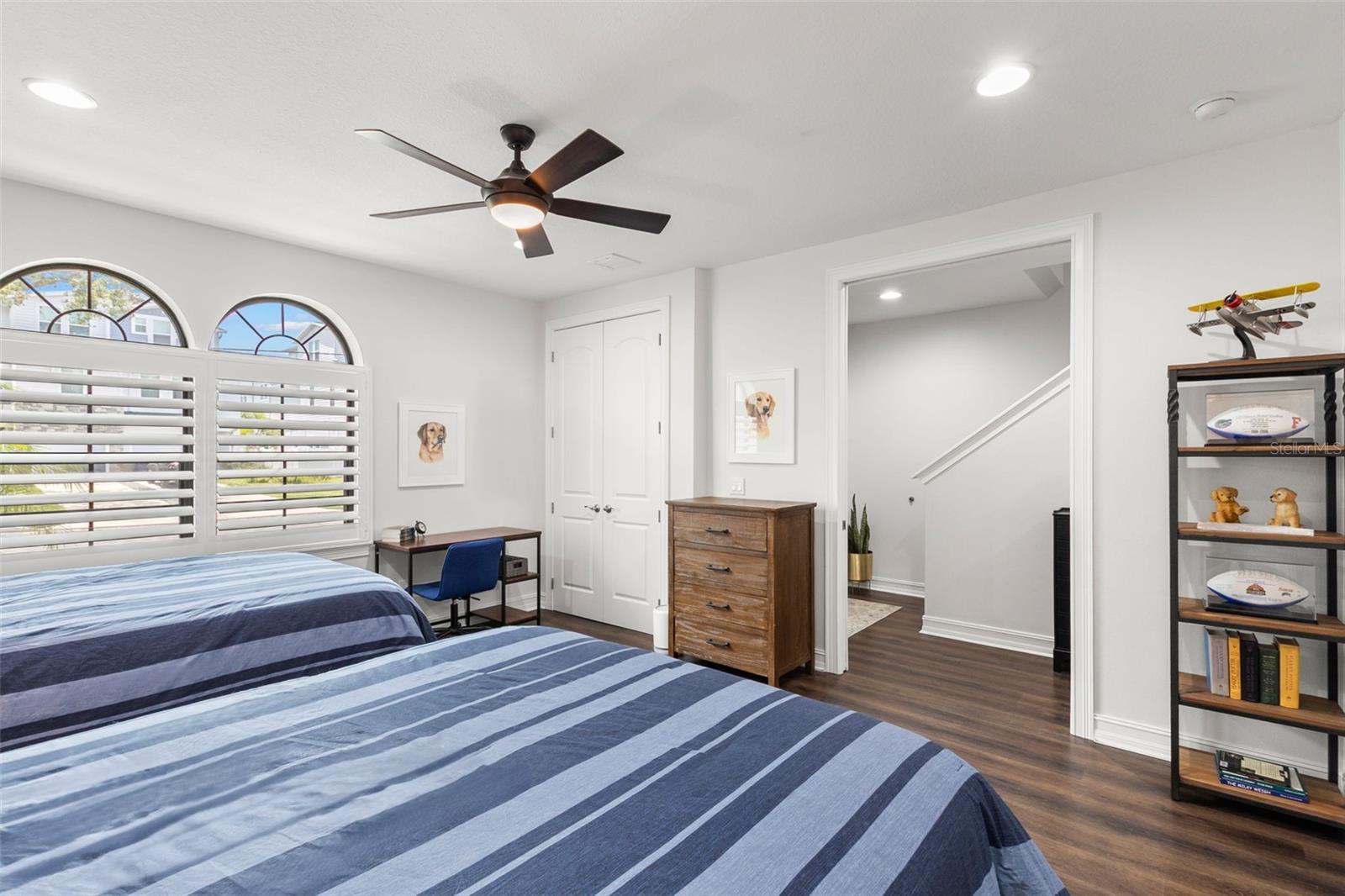 Image 35 of 43 For 214 Audubon Avenue