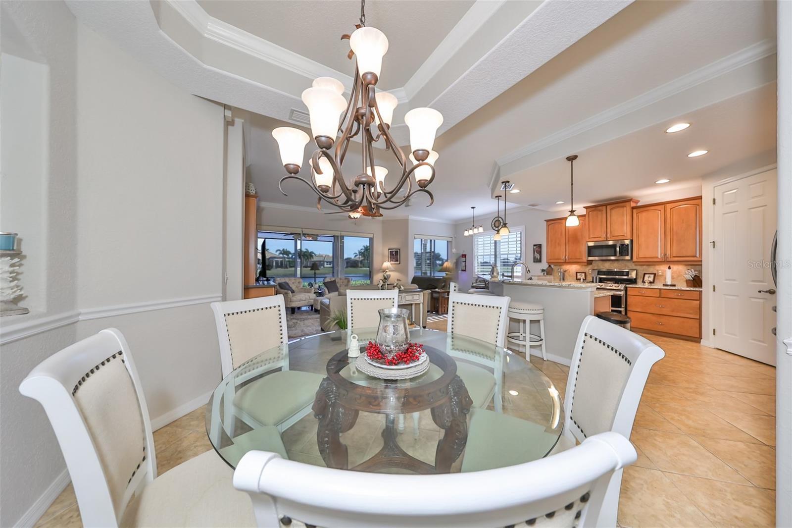 Image 16 of 61 For 1348 Emerald Dunes Drive