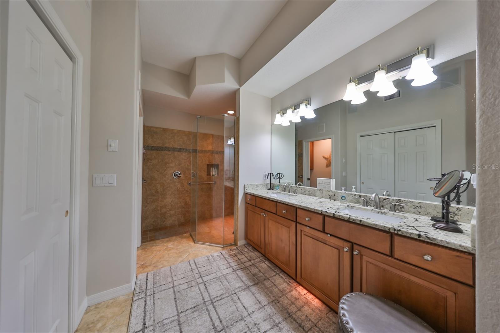 Image 23 of 61 For 1348 Emerald Dunes Drive