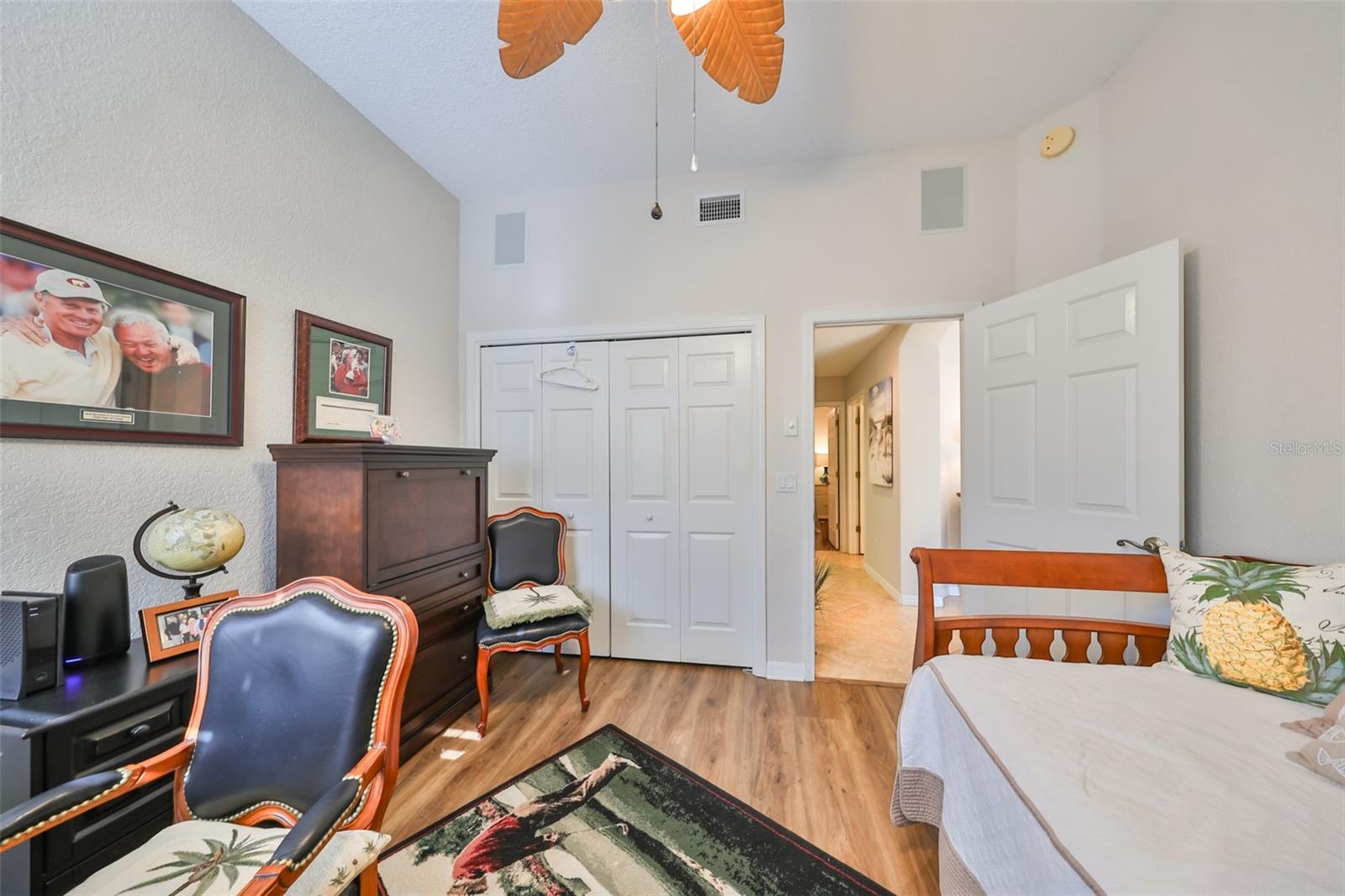 Image 26 of 61 For 1348 Emerald Dunes Drive