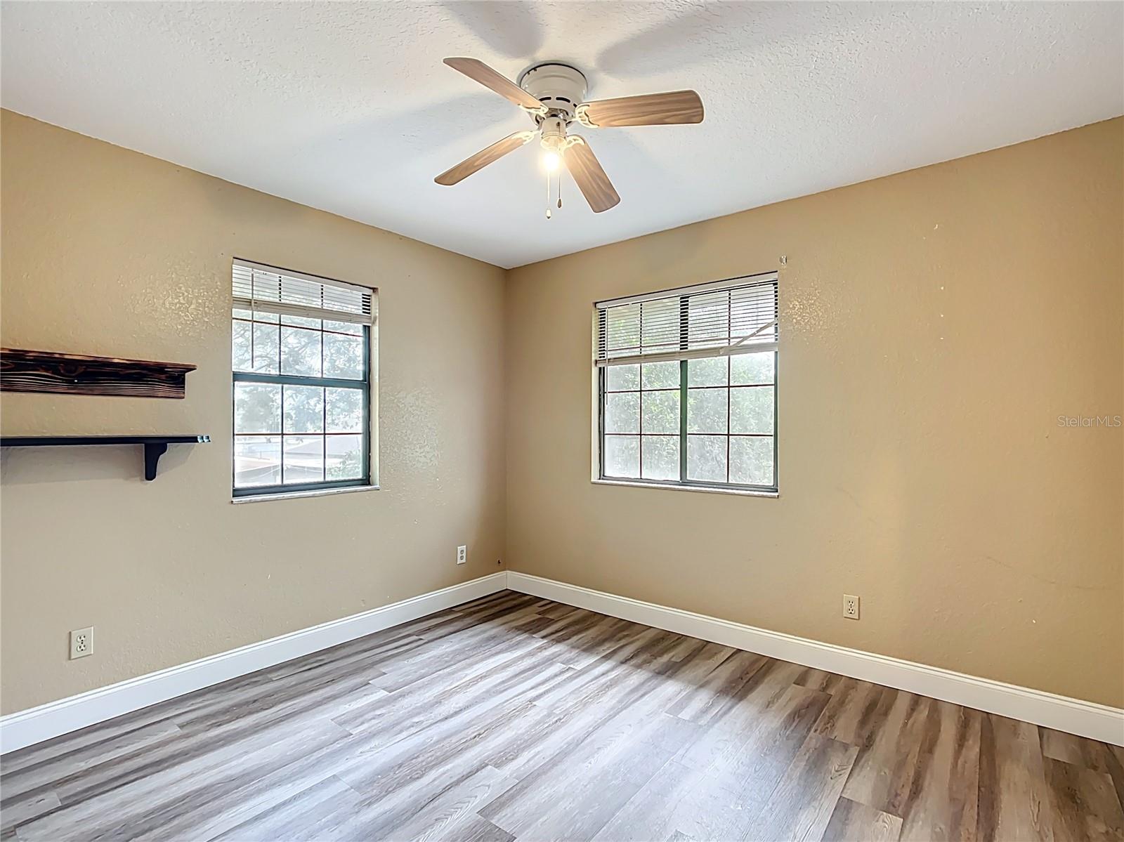 Image 24 of 49 For 713 3rd Street