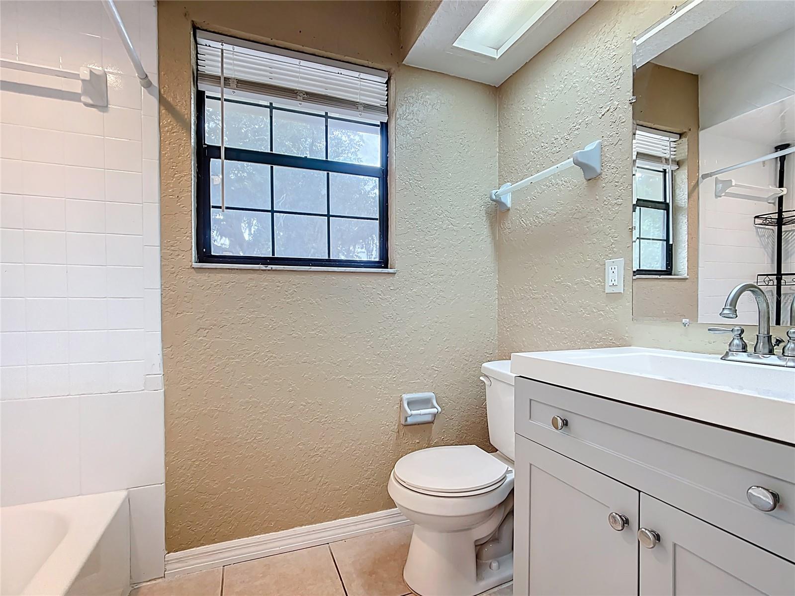 Image 30 of 49 For 713 3rd Street