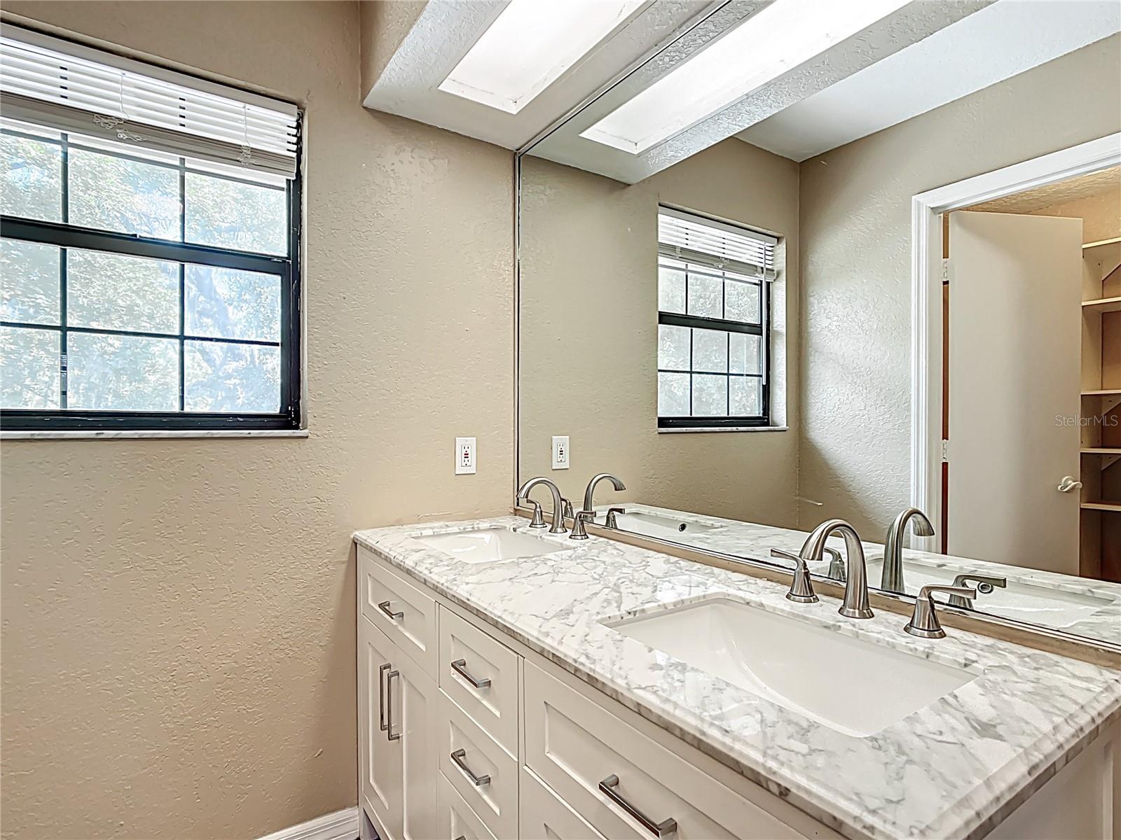 Image 36 of 49 For 713 3rd Street
