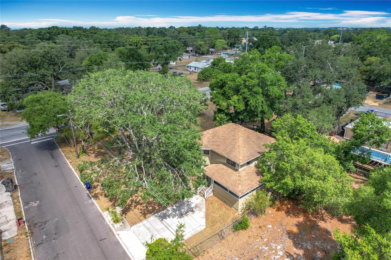 Image 4 of 49 For 713 3rd Street