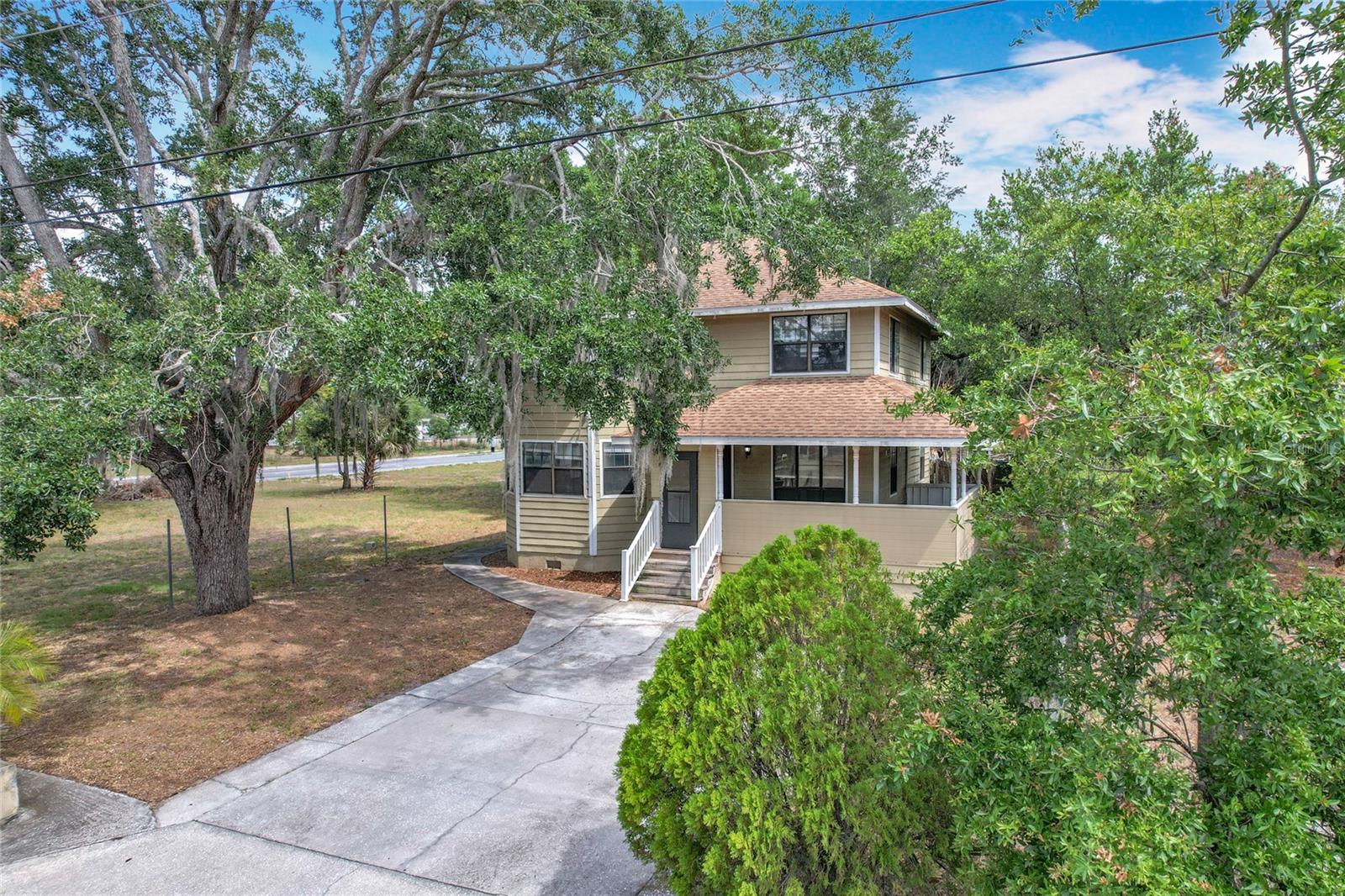Image 6 of 49 For 713 3rd Street