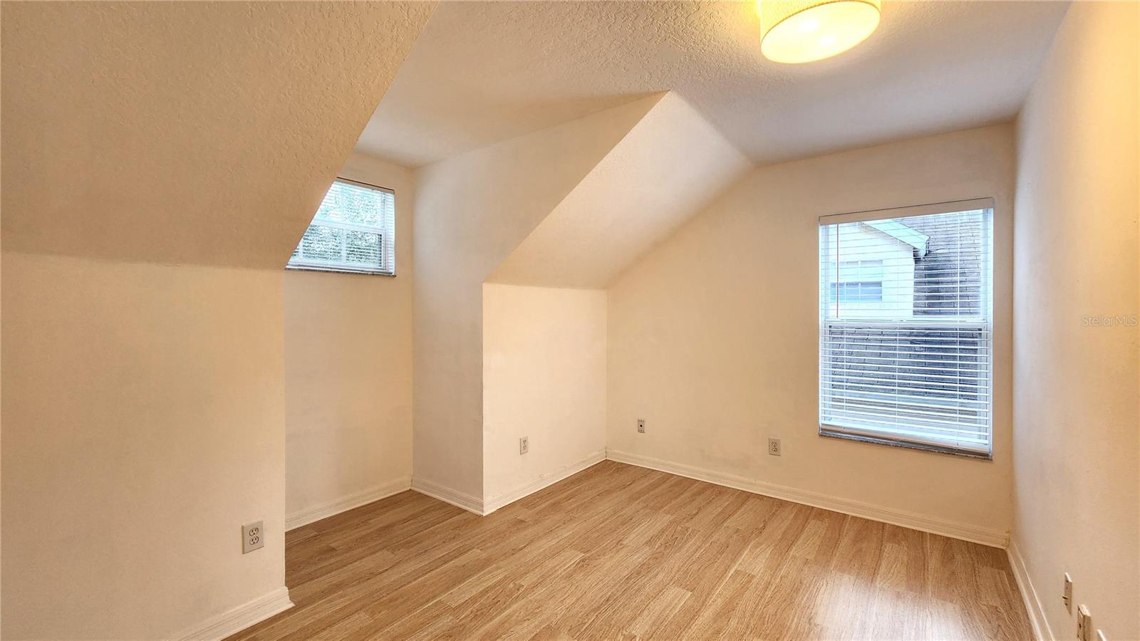 Image 10 of 20 For 15119 Deer Meadow Drive