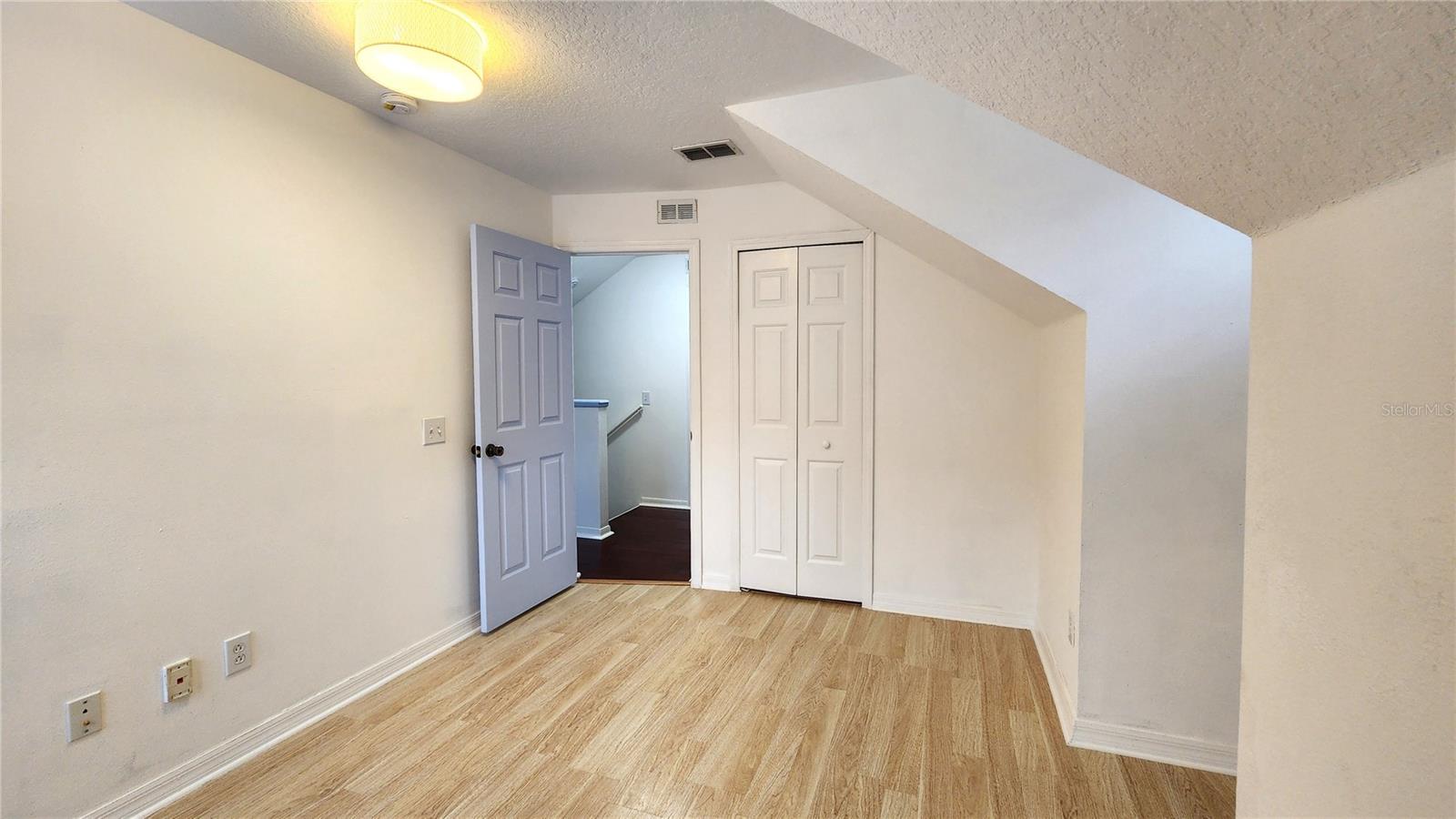 Image 11 of 20 For 15119 Deer Meadow Drive