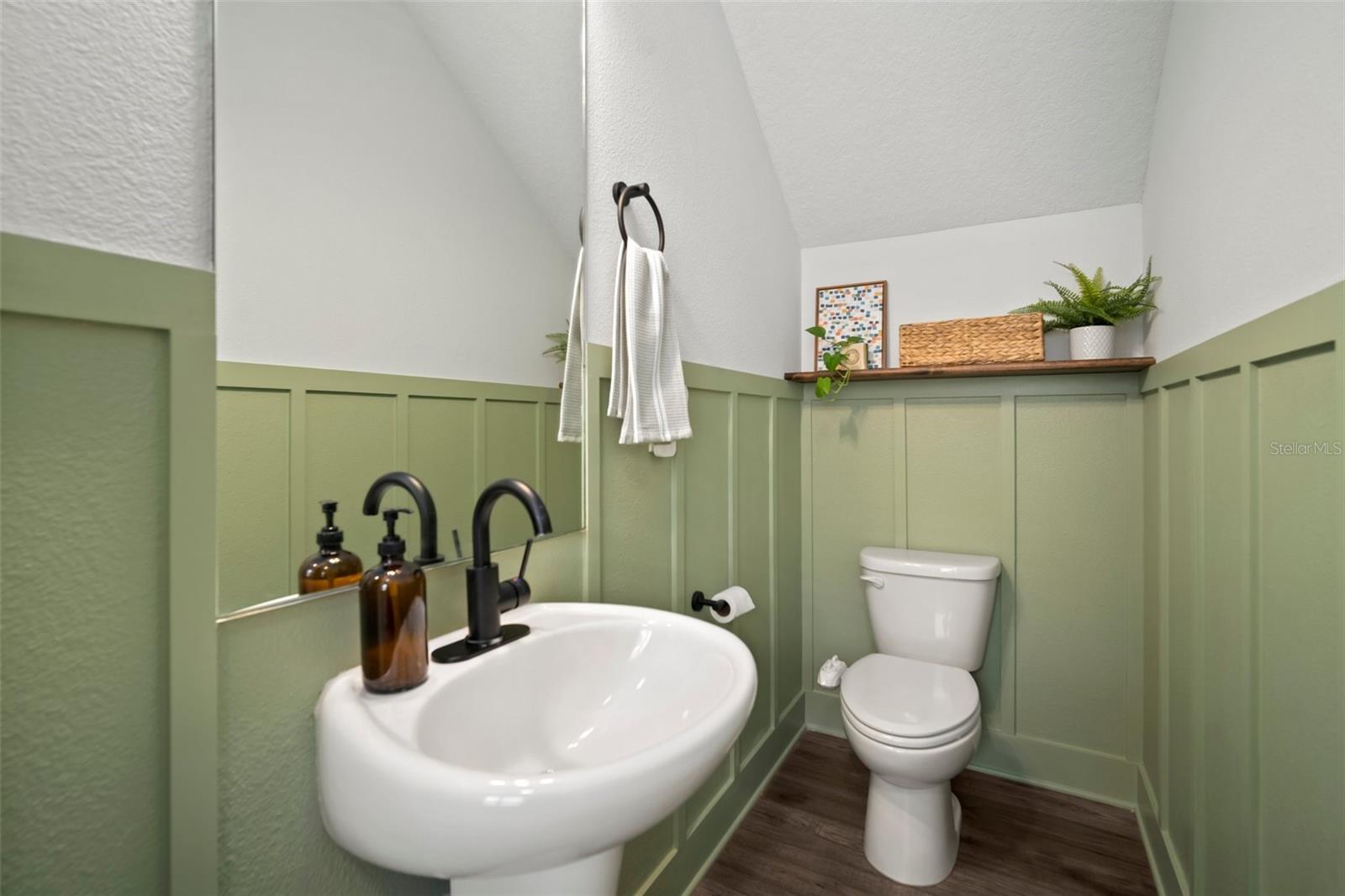 Image 20 of 42 For 11227 Moultrie Place