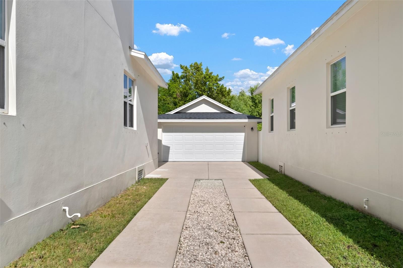 Image 34 of 42 For 11227 Moultrie Place