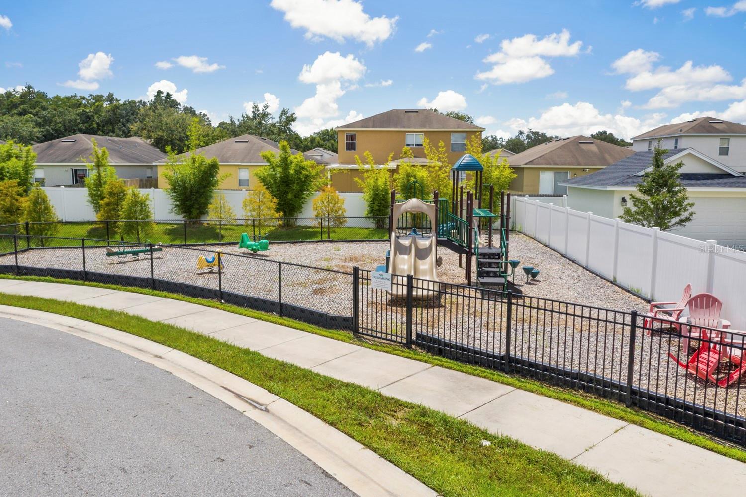 Image 40 of 42 For 11227 Moultrie Place