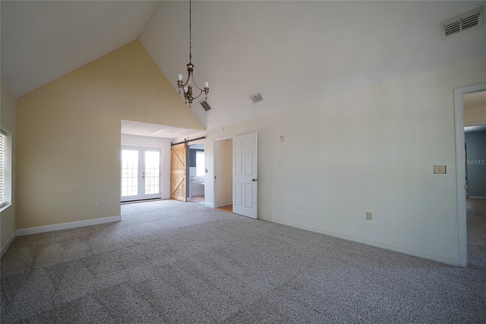 Image 15 of 32 For 219 Galaxy Avenue