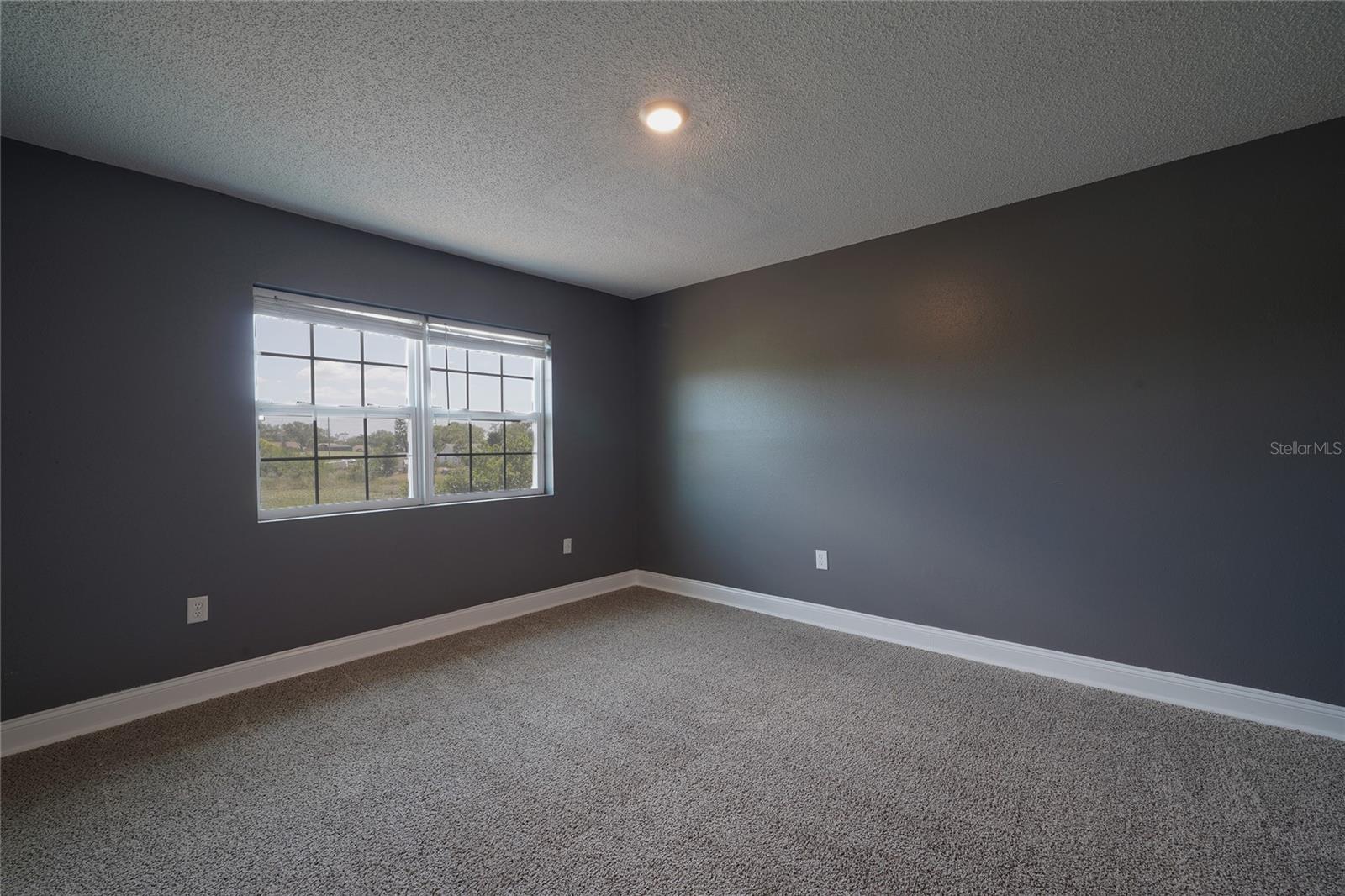 Image 18 of 32 For 219 Galaxy Avenue